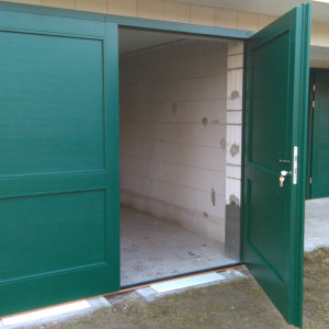 Garagentore in grün